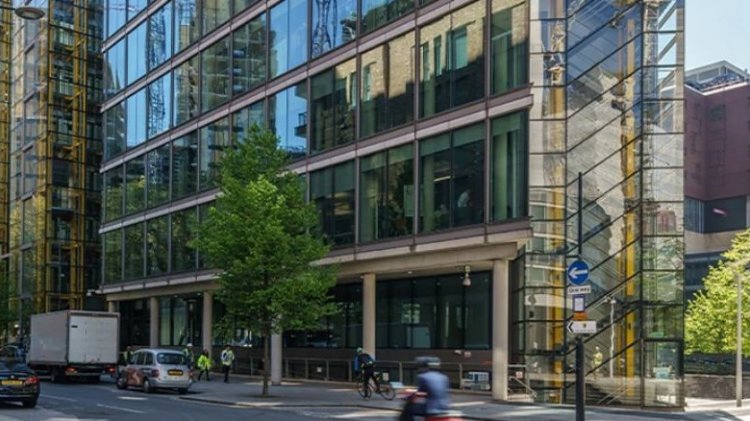 בניין משרדים בלונדון