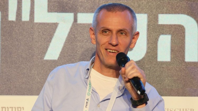 עו"ד יעקב (ינקי) קוינט, מנהל רמ"י (יוסי אלטרמן וגיל מגלד) עו"ד יעקב (ינקי) קוינט, מנהל רמ"י (יוסי אלטרמן וגיל מגלד)