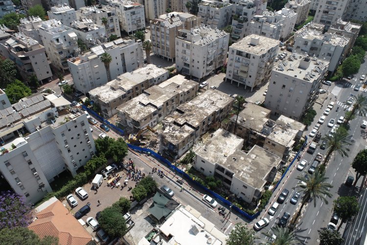 פרי מגדים 2 בנחלת יצחק בתל אביב לפני ההריסות