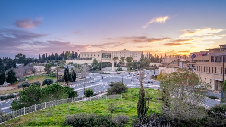 בית המשפט העליון בירושלים (שאטרסטוק) 