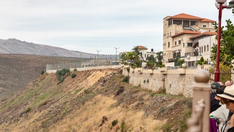 הכפר רג'ר שעל גבול לבנון (Feldman svarshik / Shutterstock.com)