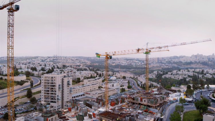 בנייה בירושלים (שאטרסטוק)