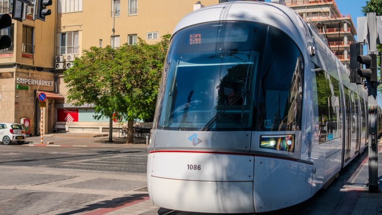 הקו האדום של הרכבת הקלה (ויקימדיה) 