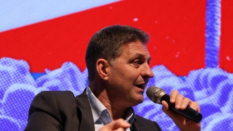 חיים ביבס בוועידת מרכז הנדל"ן (נאו מדיה) חיים ביבס בוועידת מרכז הנדל"ן (נאו מדיה)