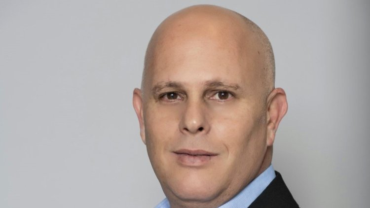 אופיר שרון (רמי חכם) אופיר שרון (רמי חכם)