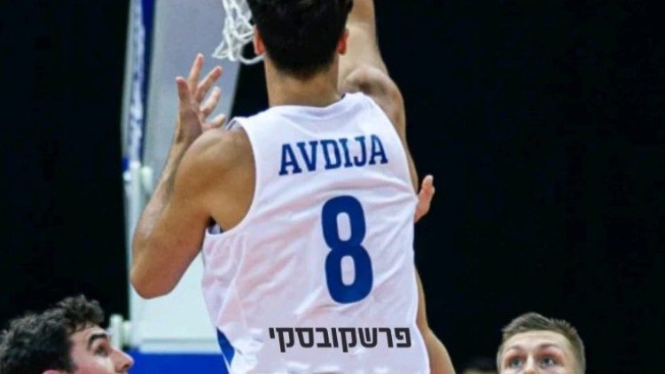 שחקן נבחרת ישראל בכדורסל דני אבדיה (פיב"א) שחקן נבחרת ישראל בכדורסל דני אבדיה (פיב"א)