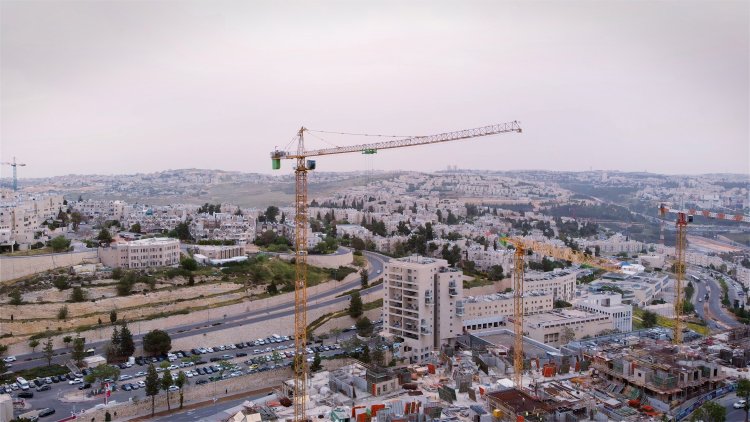 בנייה חדשה בירושלים (שאטרסטוק) 