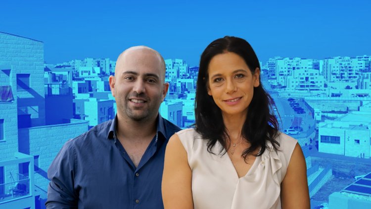 קרן שתוי, מנכ"לית קבוצת הולמס פלייס, ועידו פדלון, מנכ"ל ובעלים משותף בשפונדר פדלון (יוני רייף, קבוצת שפונדר פדלון, מאת Effib - נוצר על־ידי מעלה היצירה, CC BY-SA 4.0) קרן שתוי, מנכ"לית קבוצת הולמס פלייס, ועידו פדלון, מנכ"ל ובעלים משותף בשפונדר פדלון (יוני רייף, קבוצת שפונדר פדלון, מאת Effib - נוצר על־ידי מעלה היצירה, CC BY-SA 4.0)