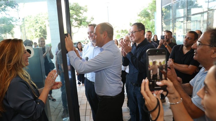 ראש עיריית רחובות מתן דיל בטקס החניכה (הילה ראדמי)