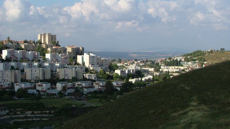 מבט על יקנעם עלית, השכונות הוותיקות (Jacobs, ויקימדיה) מבט על יקנעם עלית, השכונות הוותיקות (Jacobs, ויקימדיה)
