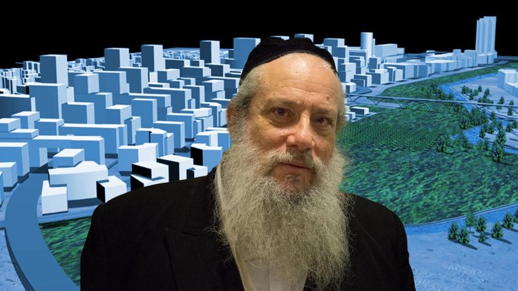 ראש עיריית בני ברק על רקע הדמיית אזור התעסוקה החדש (Arielinson, ויקימדיה, מזור פירסט אדריכלים)