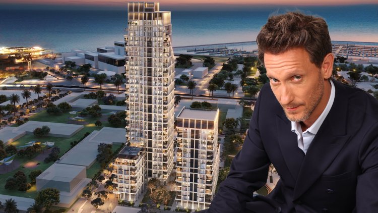 ליאור סושרד על רקע הדמיה של הפרויקט בשדה דב (אייל נבו, ויו פוינט)