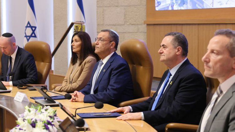 טקס החתימה על ההסכם (ארנון בוסאני)