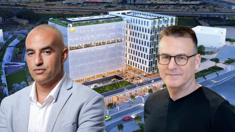 מנכ"ל ריט 1 שמואל רופא והיזם דוד אזולאי על רקע הדמיית "בראשית ביזנס" (נטי לוי, דוד אזולאי)