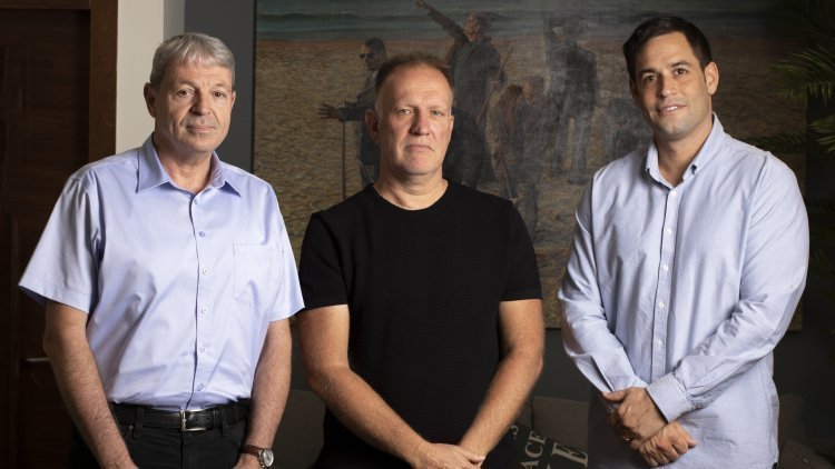 אריאל רוטר, עמיר בירם, שלמה גוטמן, בעלי קרן JTLV (שרון גבאי)