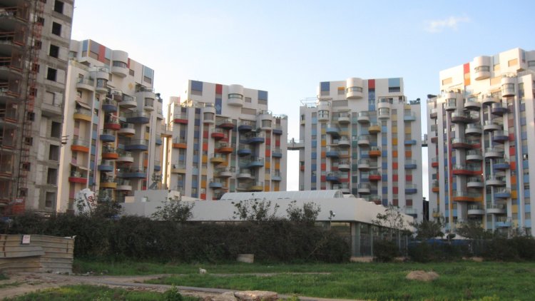 מגדלי נאמן בתל אביב (אורי, ויקימדיה) 