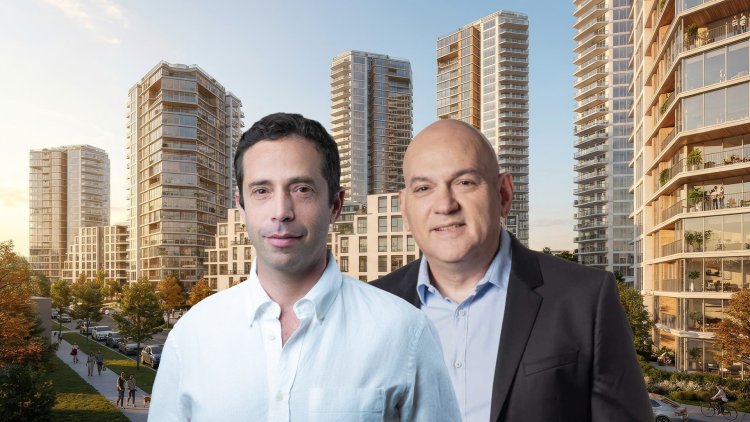 עו"ד ראם רצון, מנכ"ל אב-גד, ועו"ד ירון טיקוצקי, על רקע הדמיה של הפרויקט (שי שחר, רז רוגובסקי, גל אור פישביין משרד אדריכלים)