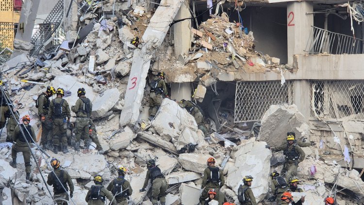 הרס בבת ים במבצע "עם כלביא" בחודש יוני (יואב קרן, ויקימדיה) 