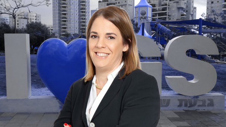 יו"ר ועדת הערר המחוזית לפיצויים והיטלי השבחה מרכז, עו"ד מאיה אשכנזי (עומר קורן, אבישי טייכר, ויקימדיה) 