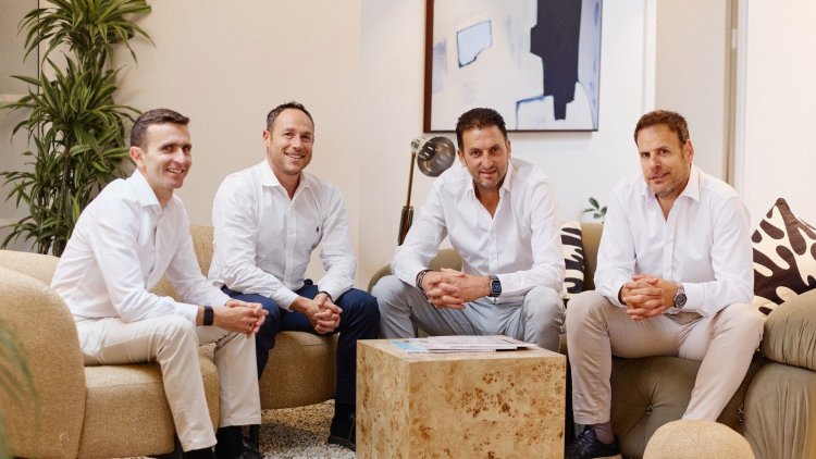 מייסדי קבוצת איתוס (יואב פיצרסקי)