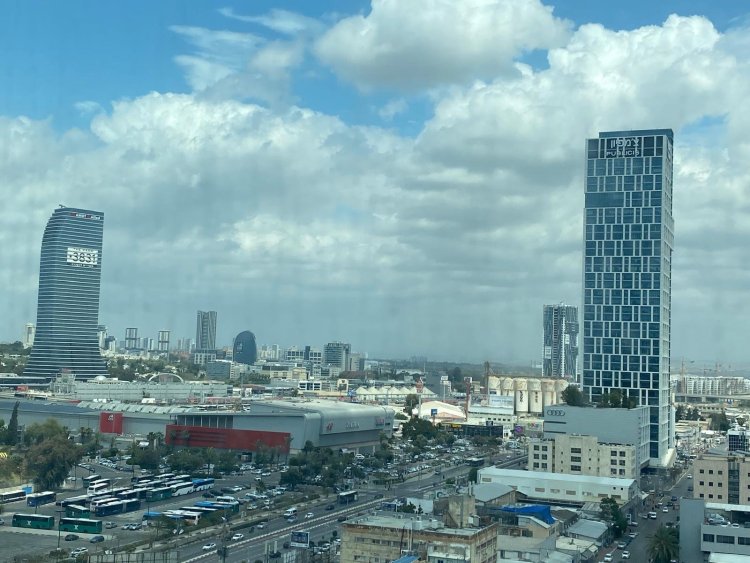 BBC בני ברק. צילום: מרכז הנדל"ן - צריך להחליף בהדמיה של הירקון 