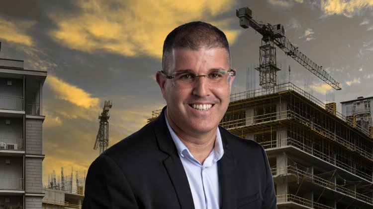 עו"ד שלומי סהר המייצג את העוררים (מישל אמזלג, ענר גרין)