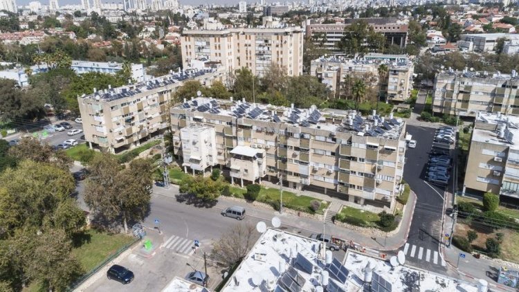 שכונת כפר שלם בתל אביב (עזרה ובצרון, למבנים המצולמים אין קשר לכתבה)