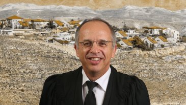 העליון: בני משפחה פלסטינית ש"ניסו למכור קרקעות לישראלים" לא יוכרו כמאוימים העליון: בני משפחה פלסטינית ש"ניסו למכור קרקעות לישראלים" לא יוכרו כמאוימים