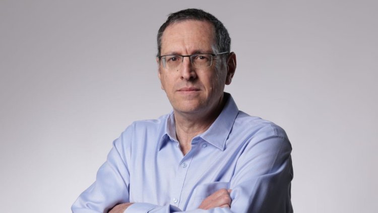 מנכ"ל שיכון ובינוי עמית בירמן (עומר סומך)