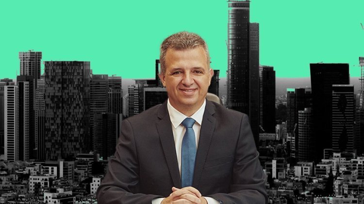 ראש עיריית רמת גן כרמל שאמה הכהן (פיני סילוק, שאטרסטוק)