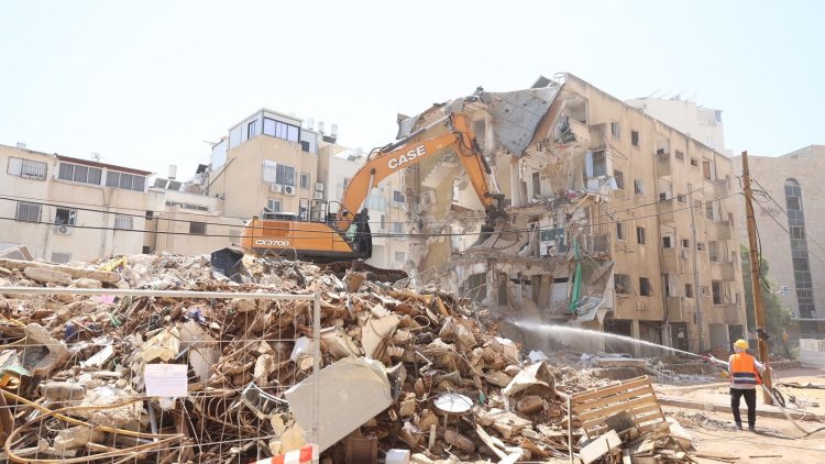 תמונה מאירוע ההריסה של המבנה (שלמי כהן)