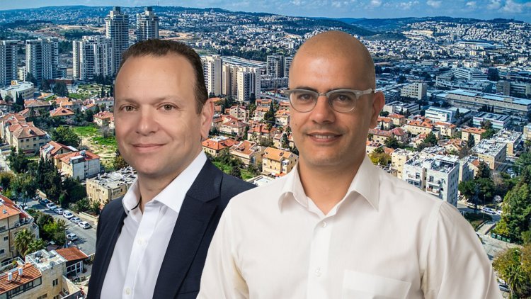 ערן ענבים, מנכ"ל אזורים ליווינג ועדי דנה, מנכ"ל אזורים (ליאור גרונדמן, רמי חכם, חגי אגמון שניר, ויקימדיה) 