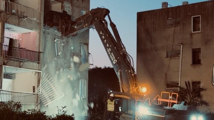 ההריסה ביהוד (אבישי יודקוביץ)