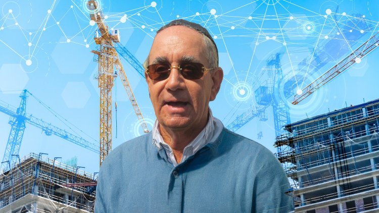 אלפרד אקירוב ( Ze'ev Galili, ויקימדיה) 