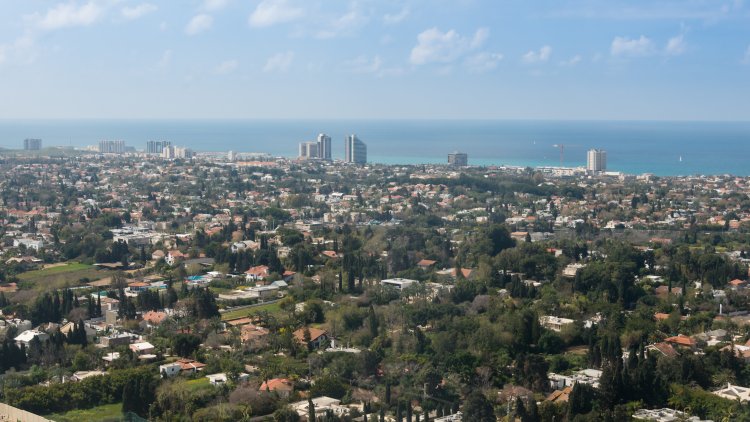 הרצליה פיתוח (Lev.Tsimbler, ויקימדיה) 