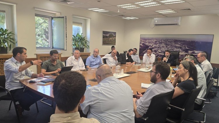 הישיבה שנערכה היום (משרד האוצר)