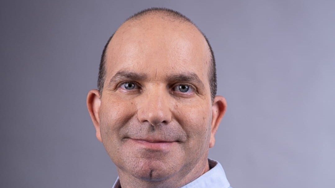 גיא דוננפלד (עומר וידר)