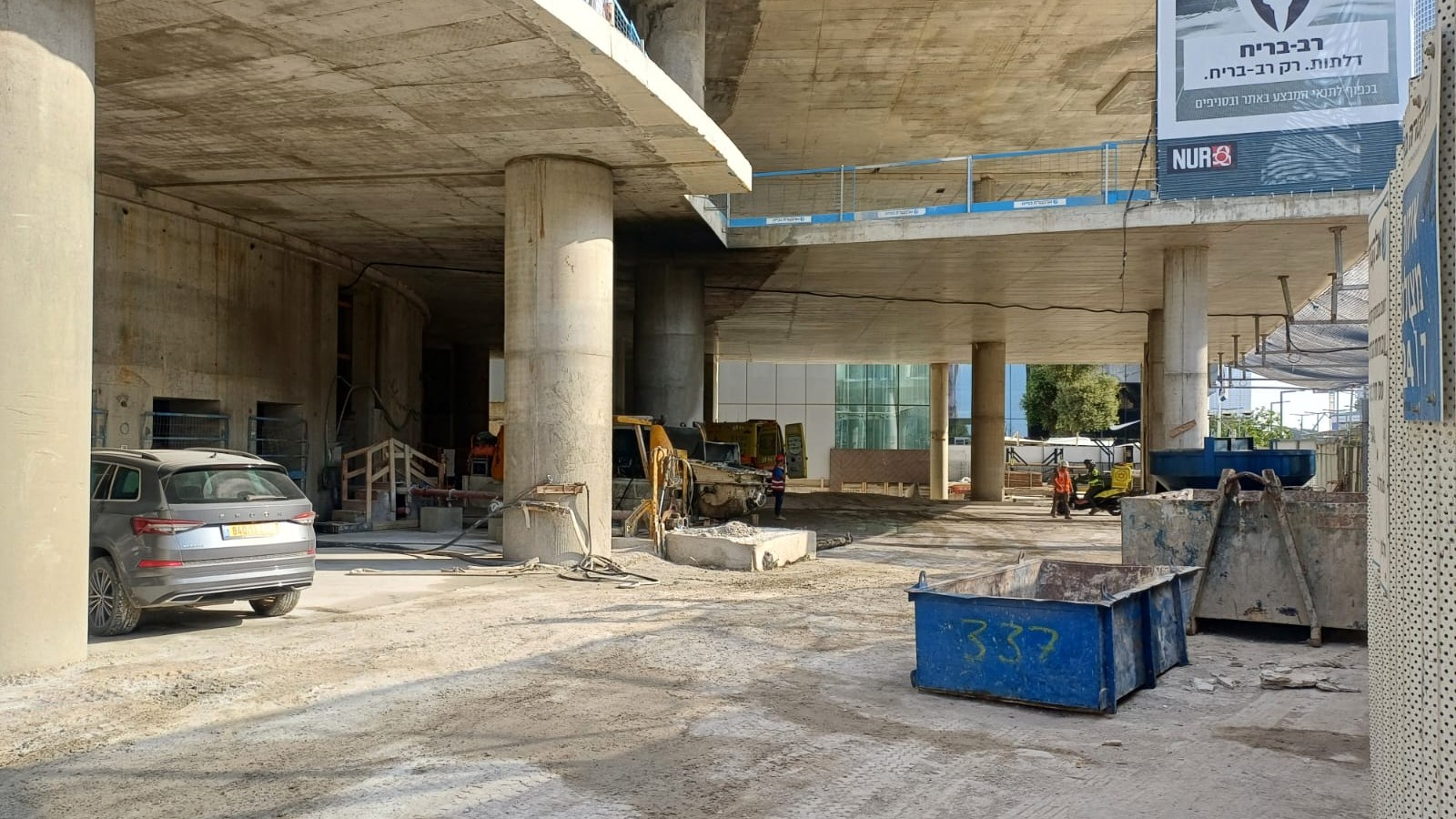זירת התאונה במנחם בגין בת"א (דוברות איחוד הצלה)