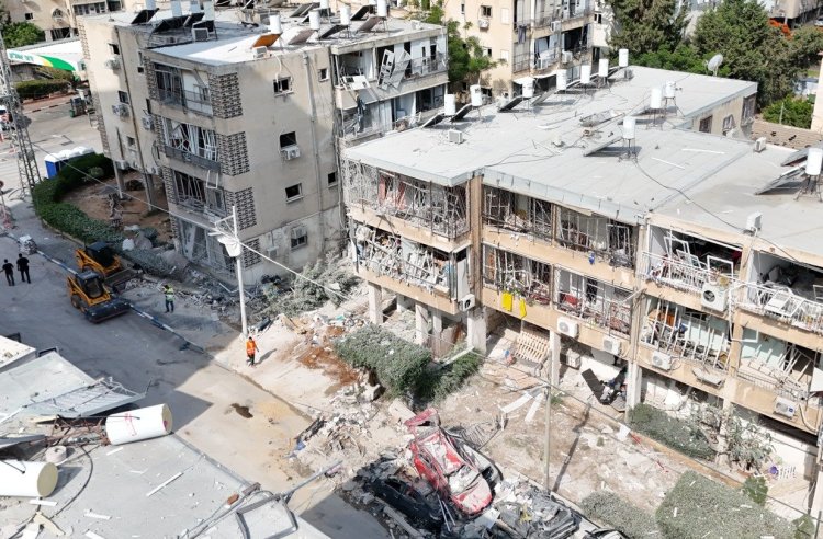 מתחם פגיעת טיל בבת ים (דוד מהנדסים)