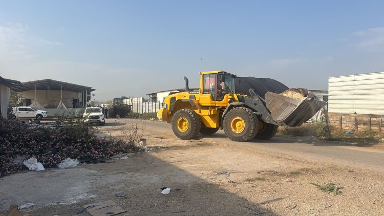 מבצע האכיפה במושב כפר טרומן (באדיבות רמ"י) 