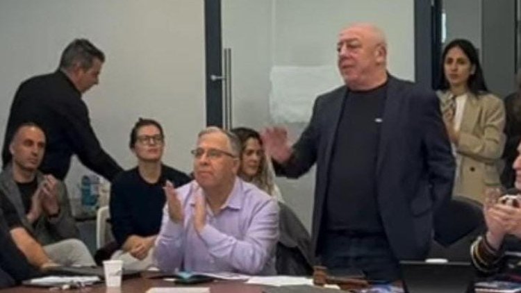 ראש עיריית קריית ים דוד אבן צור (מרכז הנדל"ן)