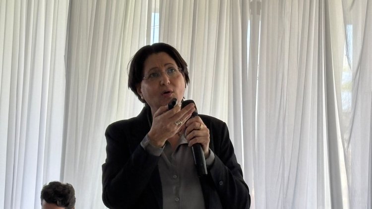 מיכל מריל בפורום השולחן העגול (מרכז הנדל"ן)