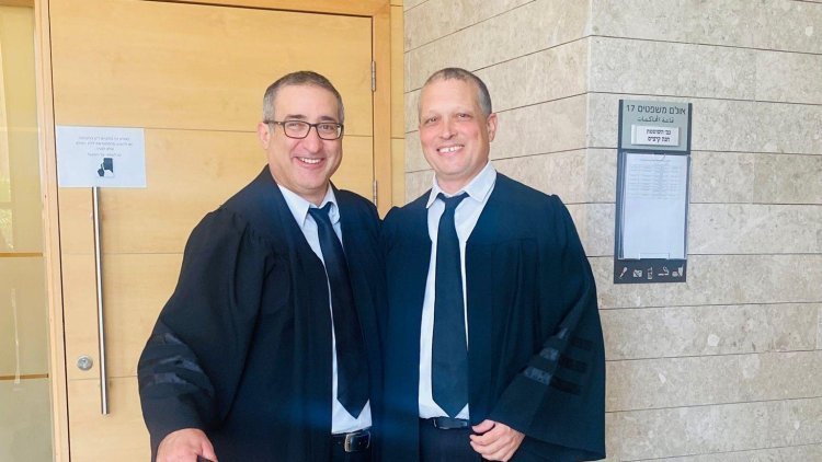 עו״ד ורו״ח משה אביקם ועו״ד יוסי וקנין ממשרד אביקם, וקנין ושות׳ (עו״ד שרה עטייה)