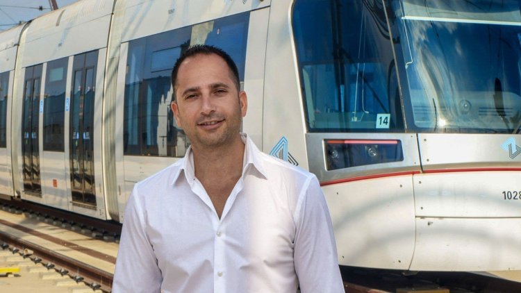 עידן מועלם (אלי אבני)