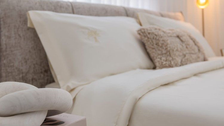 בגוונים בהירים וטקסטורות עדינות ורכות. עיצוב אלמוג סוקיטל, צילום מקס קובלסקי