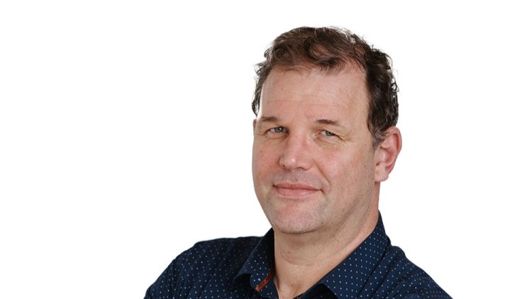 עו"ד ברק קינן (סטודיו תומאס)