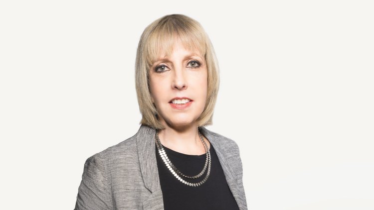 אדריכלית דנית שנהב (גיא גלעד)