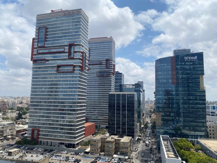 מרכז העסקים הראשי של בני ברק. קרדיט: מרכז הנדל"ן
