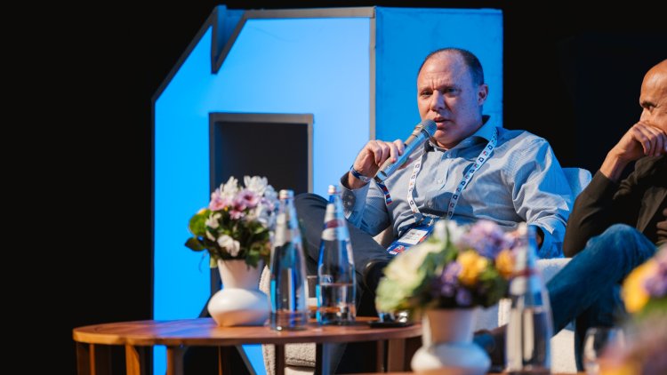 "התשואות הפנומנליות שקרו פה לא נעלמות מהעיניים". ברק בנסקי (נאו מדיה) 