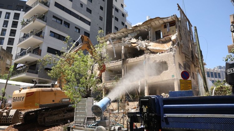 ההריסה בשכונת החרוזים ברמת גן (גל פליבה)